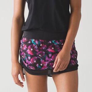 Womens Lululemon Hotty Hot Skirt II